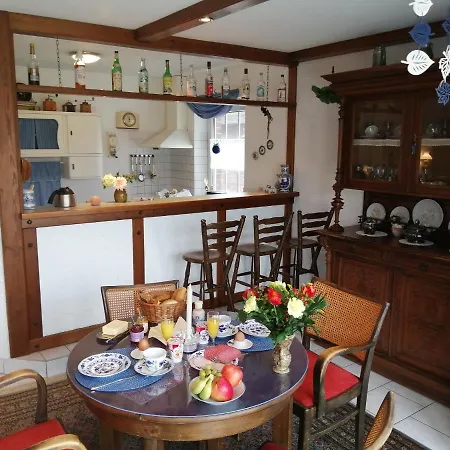 Ferienwohnung Leezdorf Apartmán *