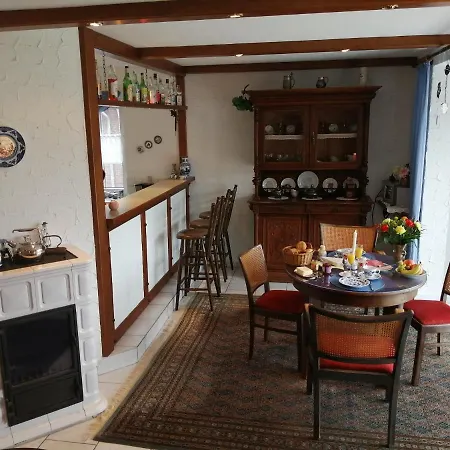 Ferienwohnung Leezdorf Apartmán *