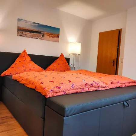 Апартаменты Ferienwohnung Leezdorf *